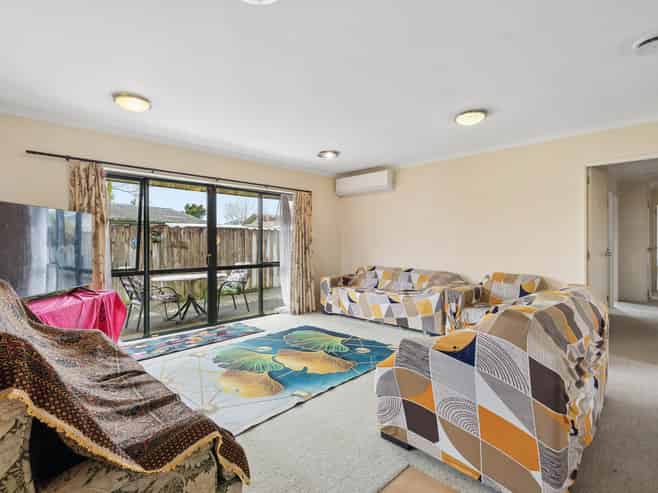 15 Emmerdale Avenue, Papakura