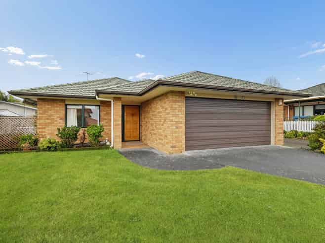 15 Emmerdale Avenue, Papakura