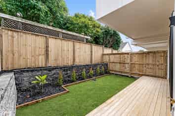16B Moana Avenue, One Tree Hill