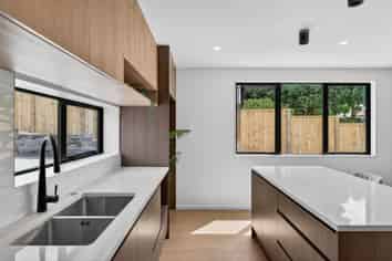 16B Moana Avenue, One Tree Hill
