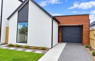 87 Faringdon Boulevard, Rolleston