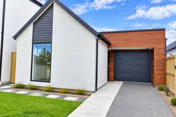 87 Faringdon Boulevard, Rolleston