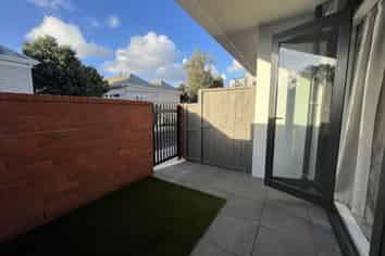 77A/124  Taylors Road, Mount Albert
