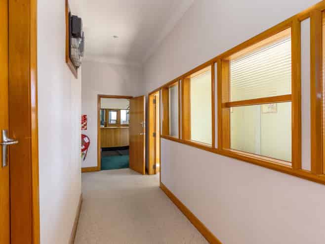 Versatile professional office space