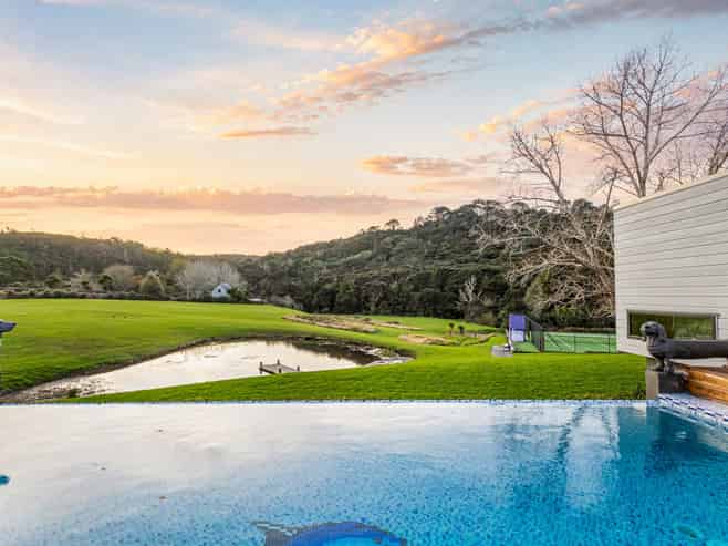 47 Hardens Lane, Paremoremo