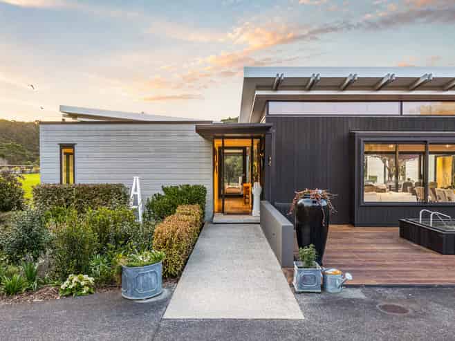 47 Hardens Lane, Paremoremo