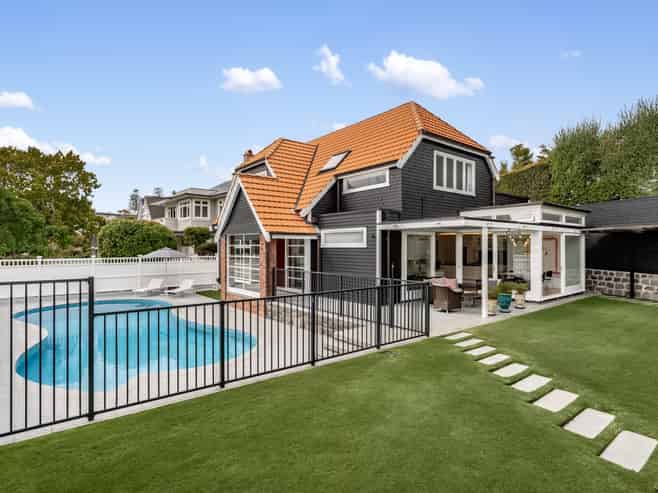 13 Entrican Avenue, Remuera