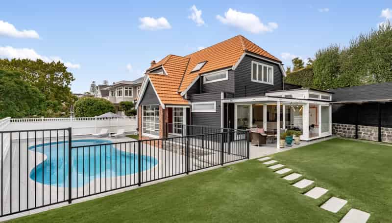 13 Entrican Avenue, Remuera