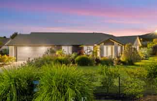 2 Lamont Place, WAIKANAE