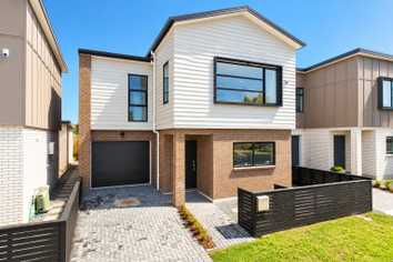 9A McQuoids Road, Flat Bush