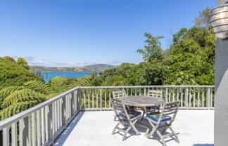 21 Gordon Road, Plimmerton