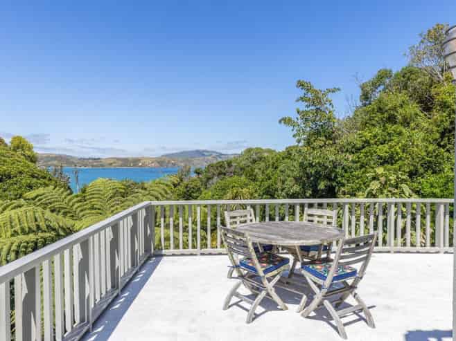 21 Gordon Road, Plimmerton