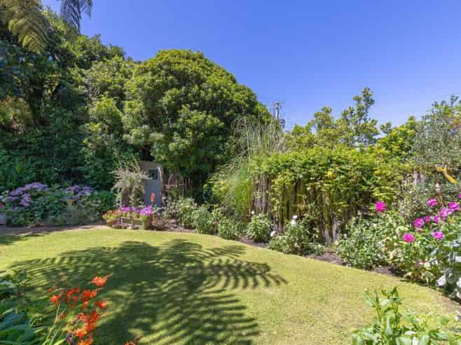 21 Gordon Road, Plimmerton