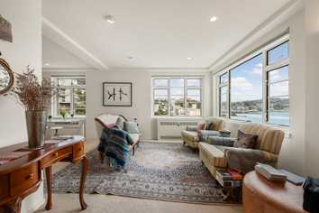 10D/274 Oriental Parade, Oriental Bay