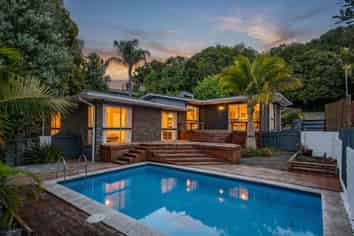 14B Bush Lane, Kamo