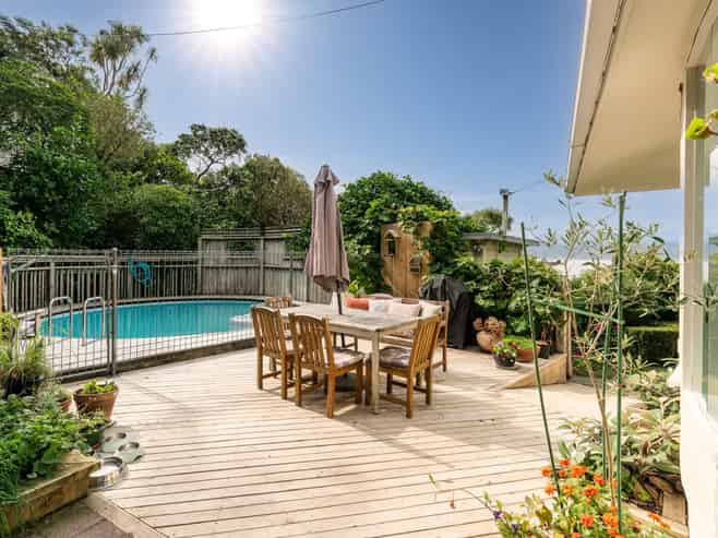 46 Fortification Road, Karaka Bays