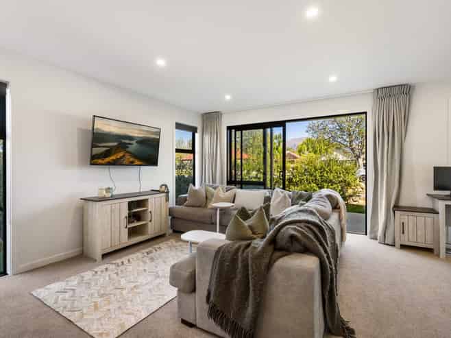 6/80 Barry Avenue, Cromwell