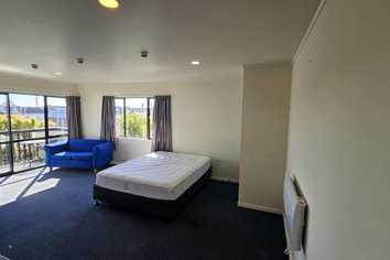 18/22 Mt Edgcumbe Street, Othello House, New Plymouth