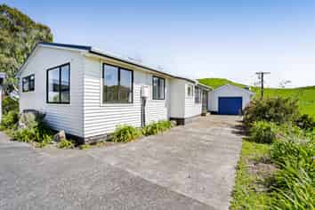 1609 East Road, Douglas