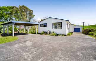 1609 East Road, Douglas
