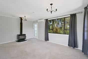 1609 East Road, Douglas