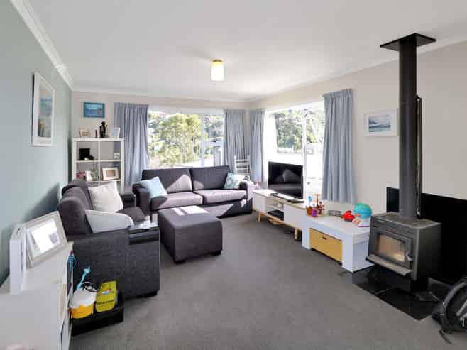 A/27 Kellsmere Crescent, Island Bay