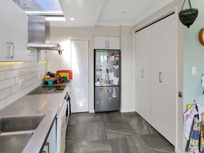 A/27 Kellsmere Crescent, Island Bay