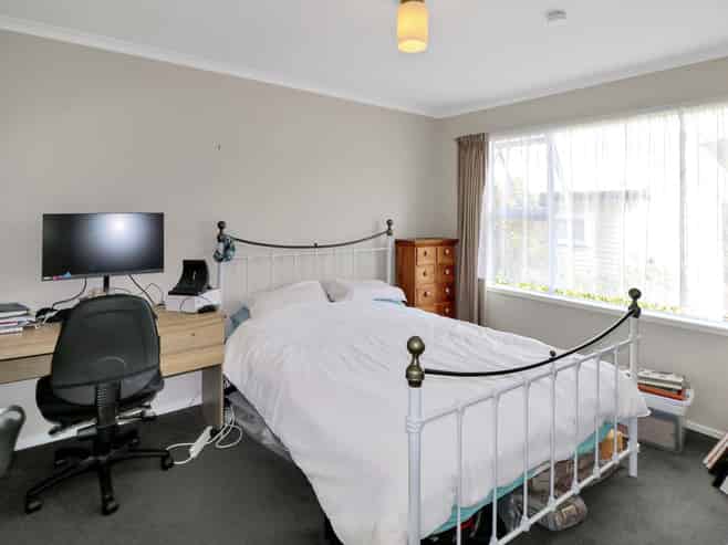 A/27 Kellsmere Crescent, Island Bay