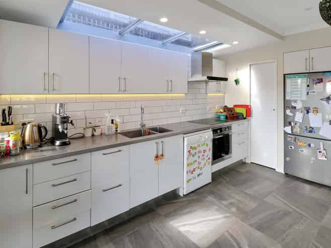 A/27 Kellsmere Crescent, Island Bay