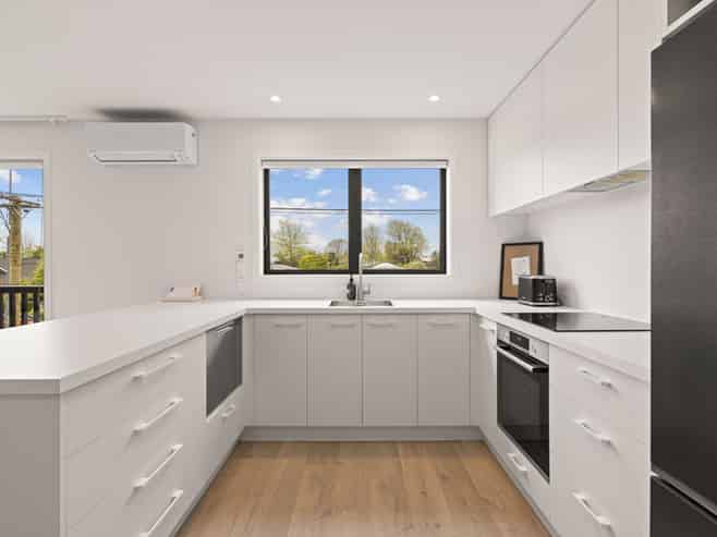 1/210 Centaurus Road, Saint Martins