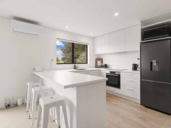 1/210 Centaurus Road, Saint Martins