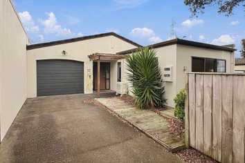 17b Ksenia Drive, Flat Bush