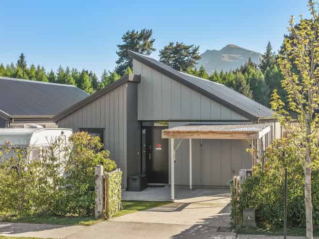 12 Malvern Road, Wanaka