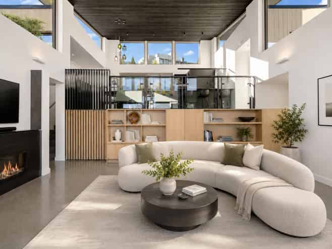 52 Suburb Street, Queenstown