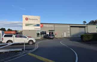 Trade-Ready Showroom, Warehouse & Offices