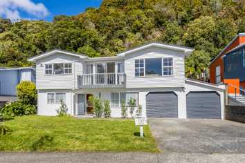 26 Lynmouth Avenue, Karori
