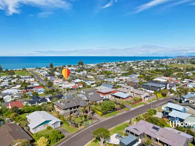 16 Mayor View Terrace, Waihi Beach