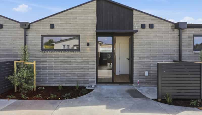 2/17 Princess Street, Te Puke
