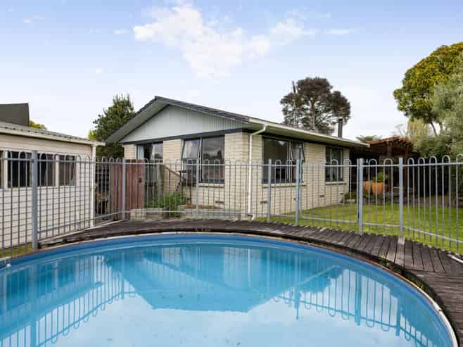 33 Chesterman Road, Riverlea