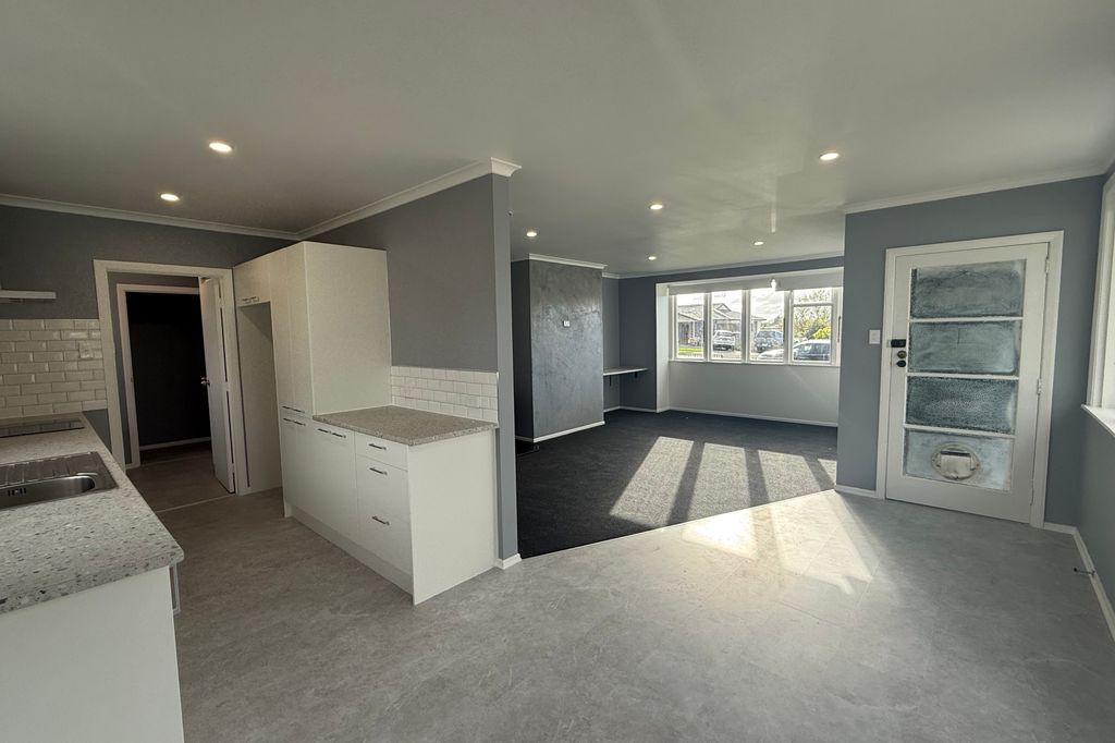 Tidy 4-bedroom for Rent! 5