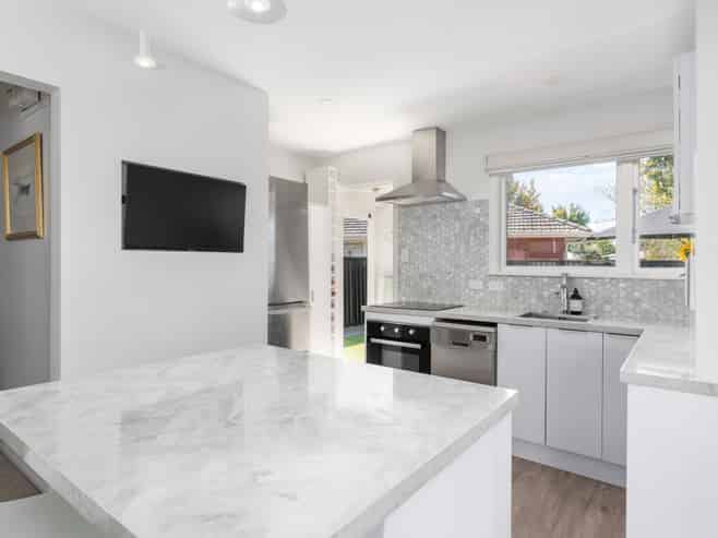 4A Wadeley Road, Ilam