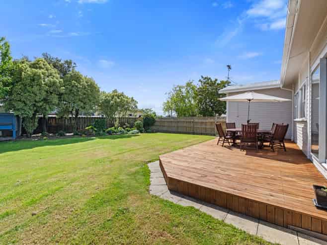 29 Rose Street, Springlands