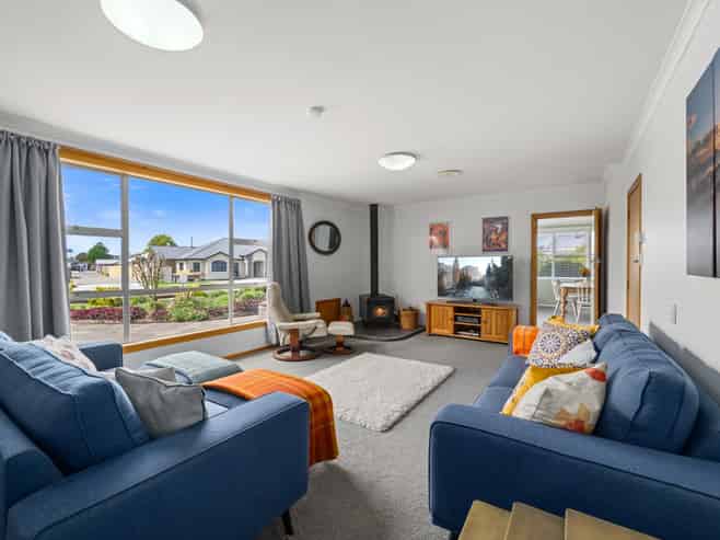 29 Rose Street, Springlands