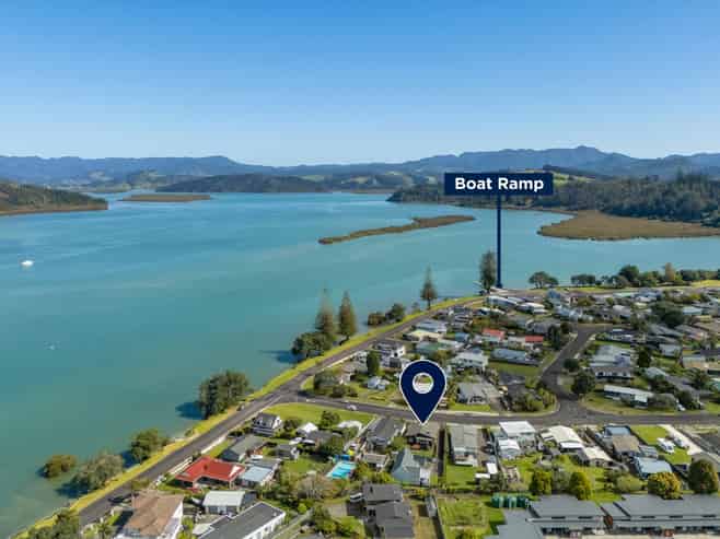 3A Sarah Ave, Whitianga