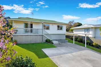 42 Trias Road, Totara Vale