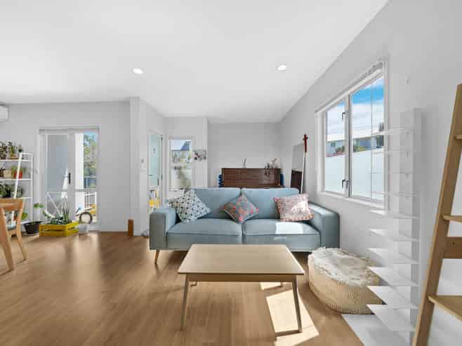 75 Winery Way, Henderson