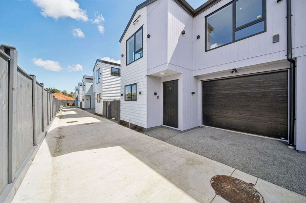 Brand-New Homes 5