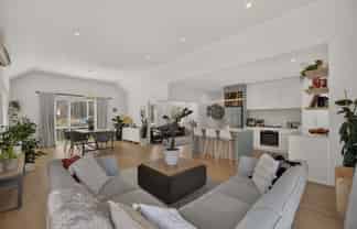 31 Lochnagar Drive, Lake Hayes Estate