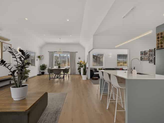 31 Lochnagar Drive, Lake Hayes Estate