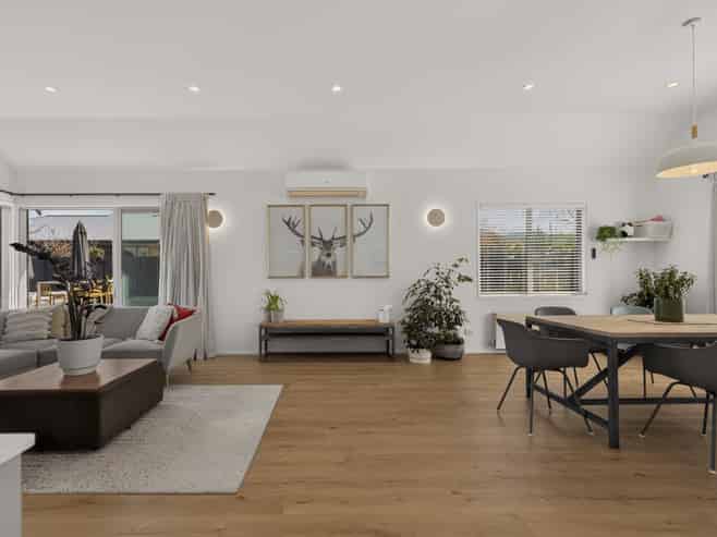 31 Lochnagar Drive, Lake Hayes Estate